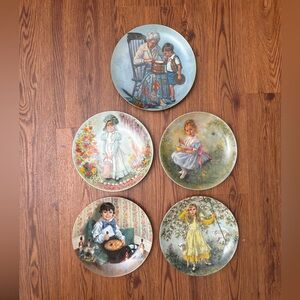 Bundle of 5- Reco Collection Collectors Plates